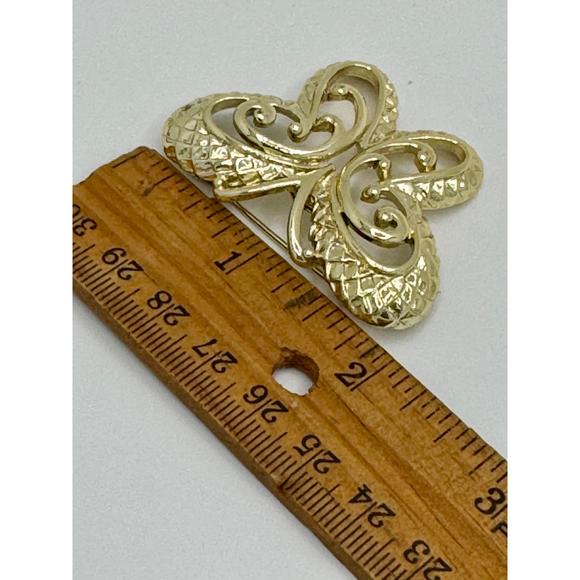 Vintage Gold Tone Butterfly Pin Brooch With Scrolls Design - Picture 4 of 5